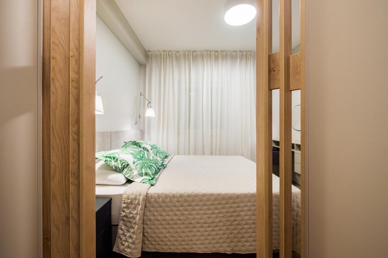Luxury Apartments Elizabeth Подстрана Екстериор снимка
