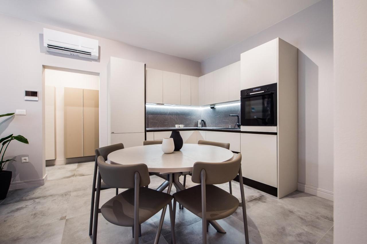 Luxury Apartments Elizabeth Подстрана Екстериор снимка
