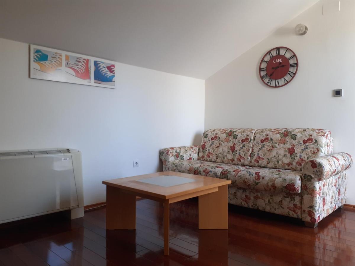 Luxury Apartments Elizabeth Подстрана Екстериор снимка